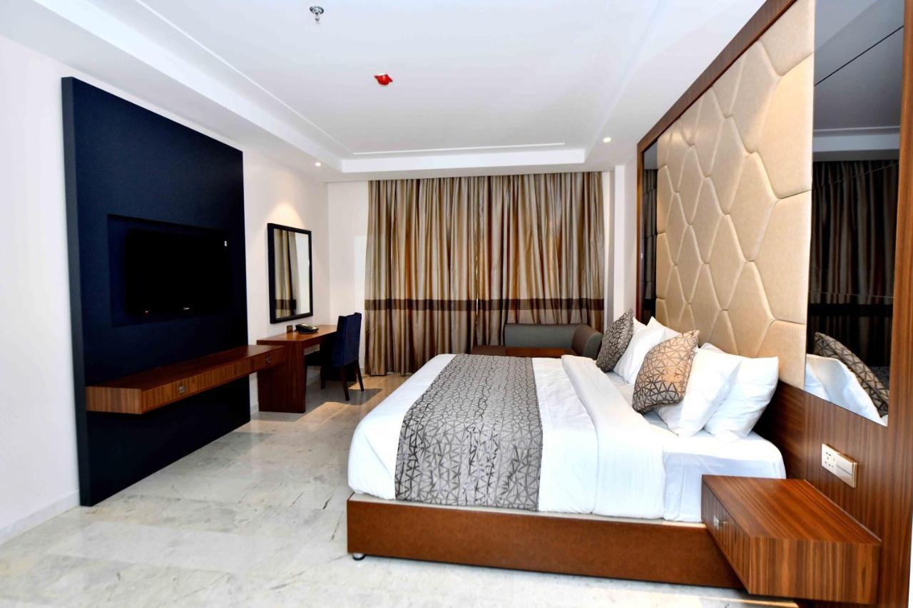 Be Inn Hotel Seeb Exterior photo